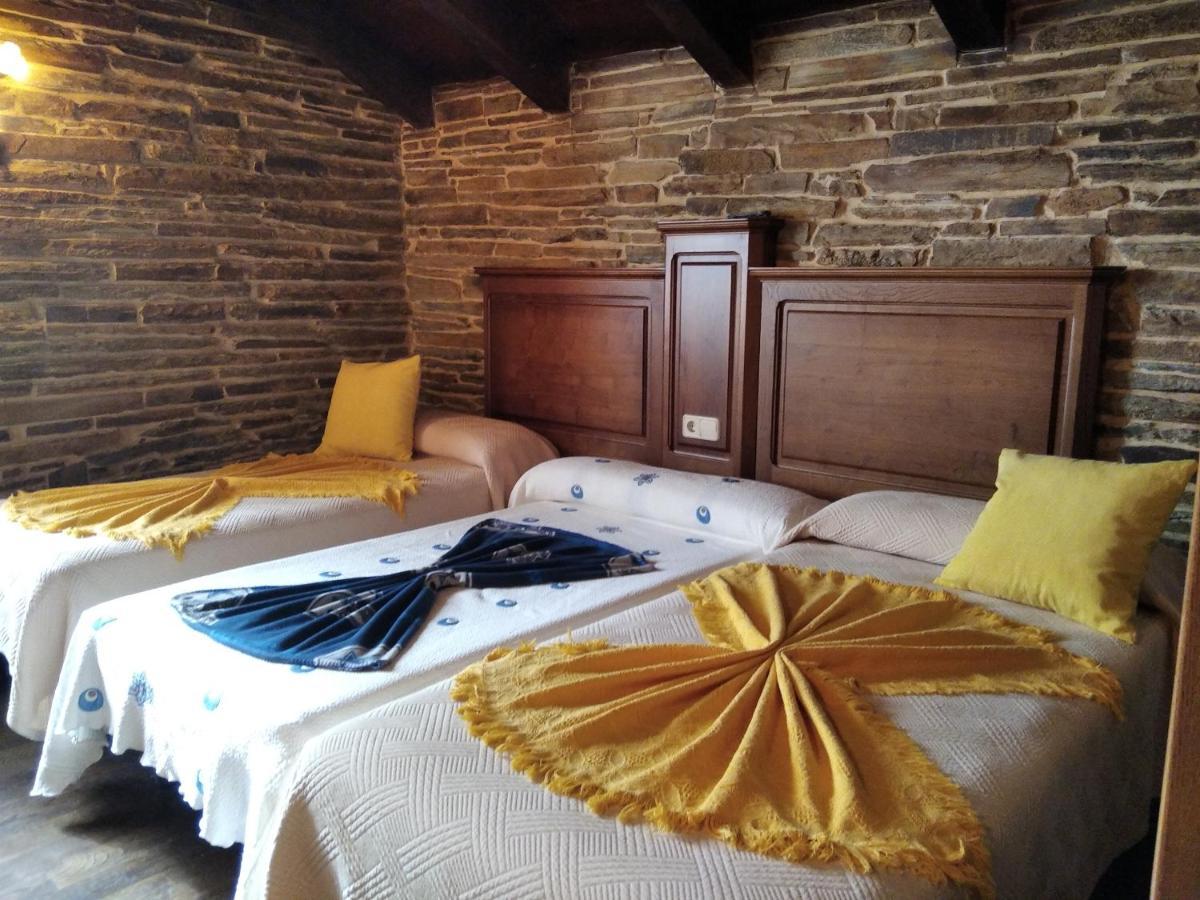 La Posada De Oscos Santa Eulalia de Oscos Esterno foto